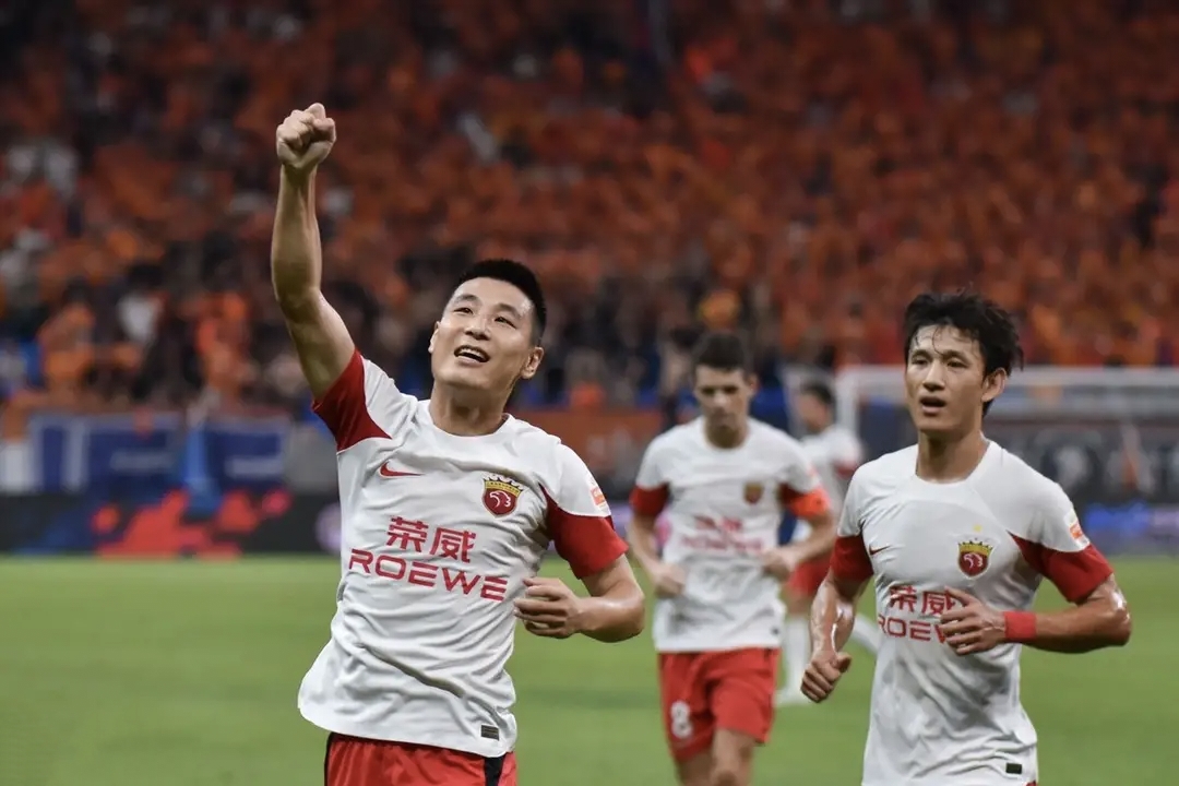 BB app-赛地聚焦——中超集结日热度飙升；尼斯造点机会；赛场秩序良好；心理建设被强调的简单介绍-BB app